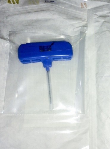 Bone marrow aspiration needles