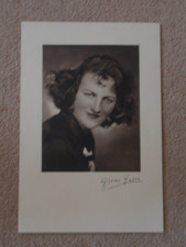 Gracie Fields Photogrpah and autograph