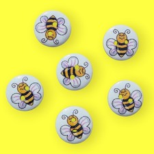 Adorable bee wooden buttons - adorable,