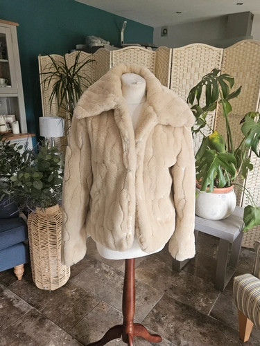 Vintage y2k red herring faux - y2k,