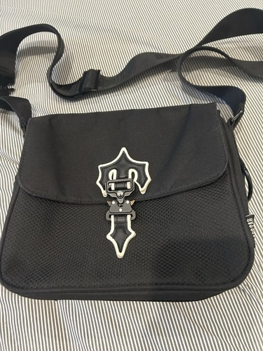 Trapstar irongate crossbody - trapstar, t