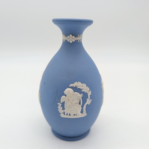 Wedgwood blue jasperware bud - blue,