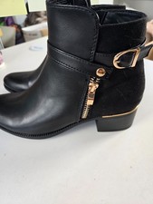 Pavers Black Ankle Boots –