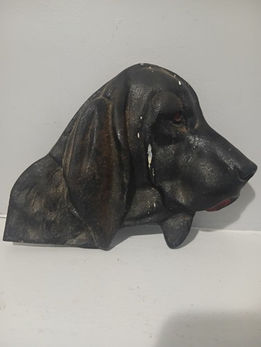 Rare old cast iron bloodhound - old,