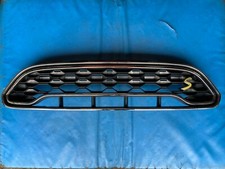 BMW Mini Cooper S Front Radiator Grill (F60 Countryman) Part #: 51137405406