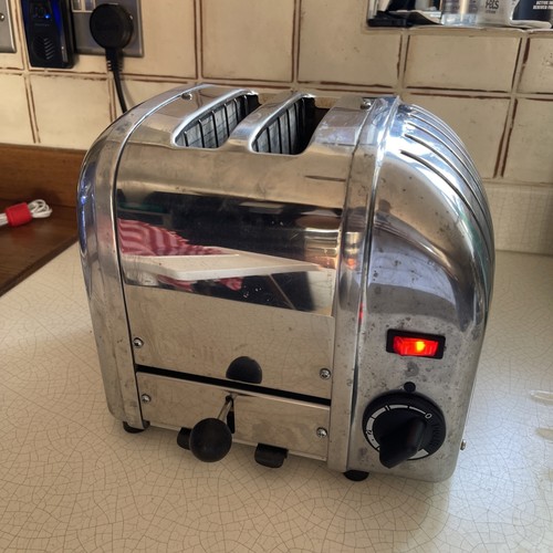 Classic dualit slice toaster - dualit, 2-slice