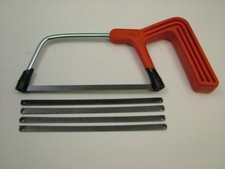 Junior hacksaw with 5 blades