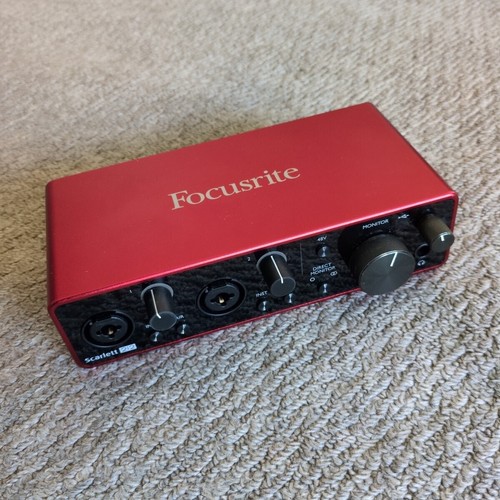 Focusrite scarlett 2i2 usb 0 - scarlett,