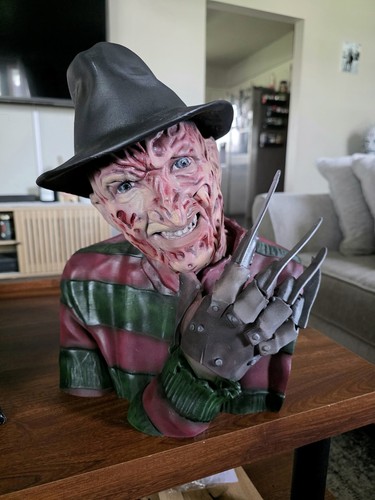 Freddy krueger bust nightmare - freddy,