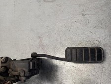 7700314525 accelerator pedal