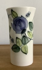 Ben thomas small vase roses - ben,