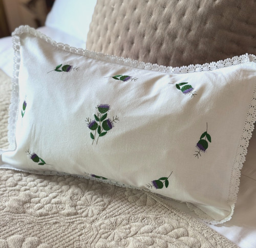 Set hand embroidered - of,