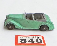 Vintage 1050s Dinky Toys No.38e Armstrong Siddeley coupe car, green 840