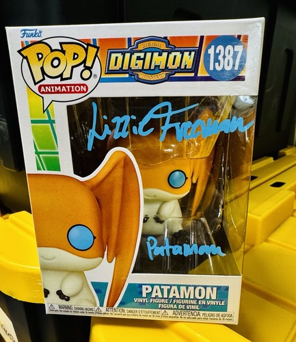 Lizzie freeman signed funko - freeman,