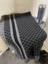 Gucci Men's Scarf Grey