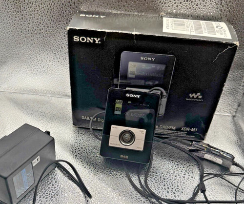 Sony xdr dab walkman - sony, dab/fm