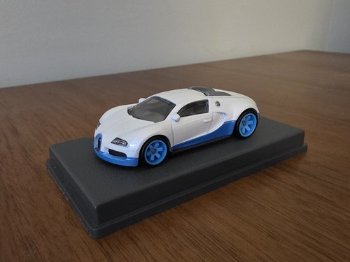 Hot wheels premium bugatti - hot,