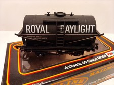 Mainline 37-134 OO Gauge Royal