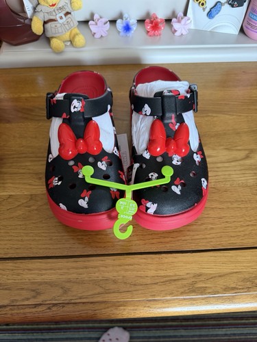 Disney crocs minnie - mouse, size