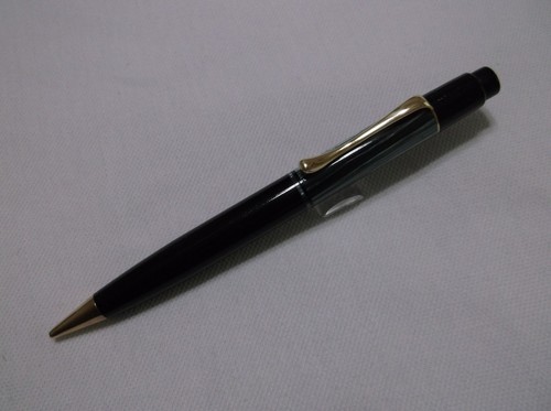 Auch pelikan 200 green - ",
