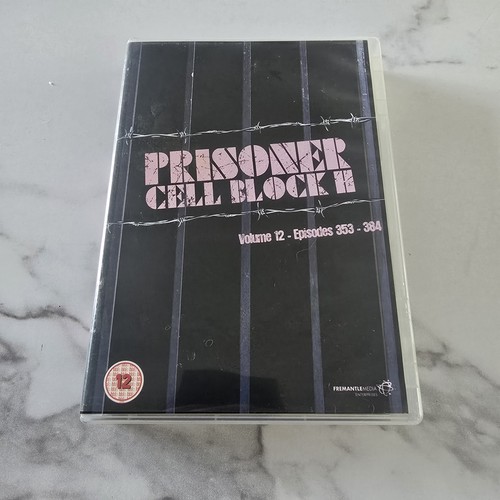 Prisoner cell block - prisoner, –