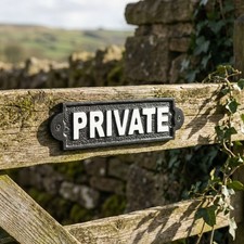 Vintage Style PRIVATE Wall