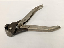 British Army Vintage End Wire Cutters Cutting Pliers Maun Industries Dated 1989