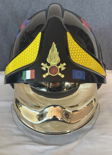 Italian vigili del fuoco - vigili,