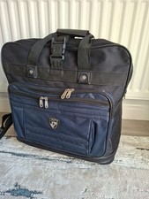 XL HEYS  Black Expandable Wheeled Zipped Travel Bag VGC