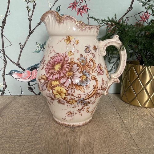 Victorain chamber jug with - victorain,