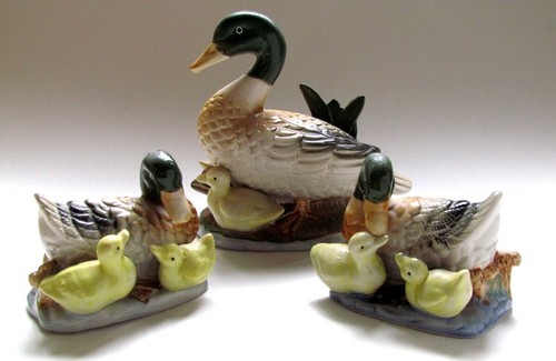 Vintage ceramic piece - 3,