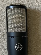 AKG P220 Large Diaphragm True