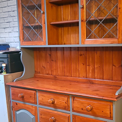 Cottage wood grey dresser - &,
