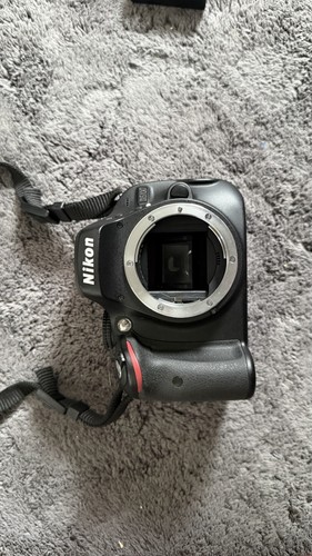 Nikon d5100 dslr camera - nikon,