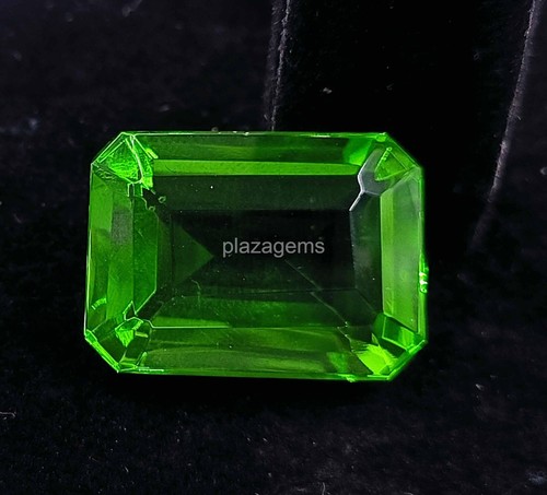 Emerald cut green tsavorite - cut,