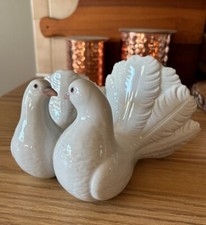 LLADRO WHITE GLAZED PORCELAIN