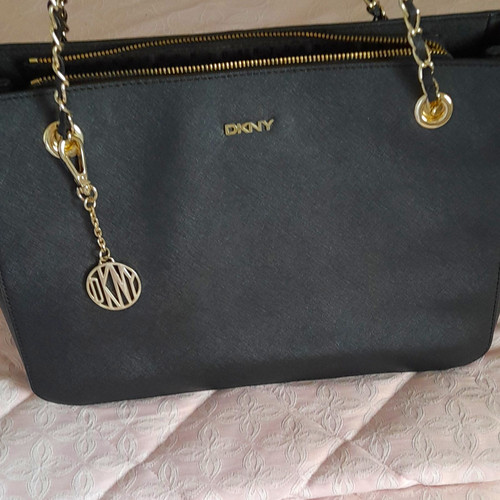 Dkny black saffiano leather - saffiano,