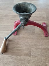 Spongs 601 meat grinder on red