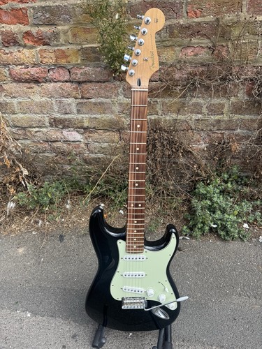 Fender stratocaster player - fender,