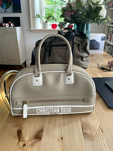Dior beige vibe leather - vibe,
