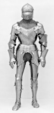 Medieval Steel Knight Armor Suit Antique Polish Surface Life Size