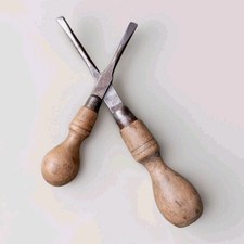 2x Vintage Screwdrivers Old