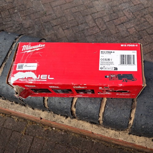 Milwaukee m12fdgs 12v fuel - 12v,