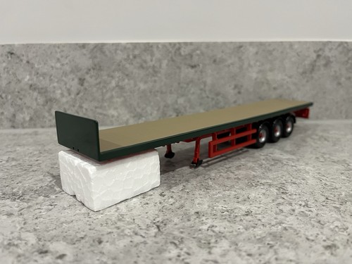 Corgi tri axle - tri-axle, flatbed