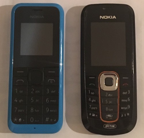 Old nokia phones - old,