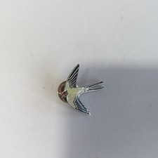 Swallow Bird Lapel Pin Badge. Novelty Metal & Enamel pin. 