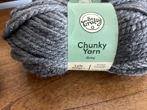 Grey soft chunky knitting yarn - chunky,