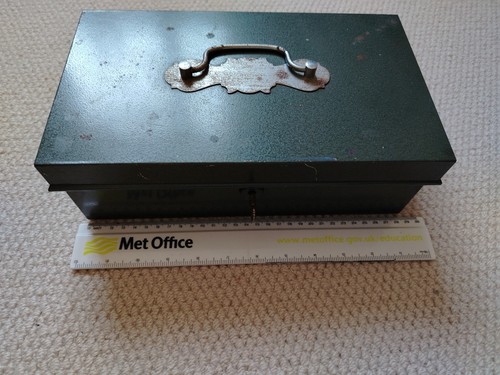 Vintage metal victa series - vintage,