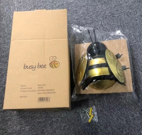 Large bumble bee wall art - bumble,