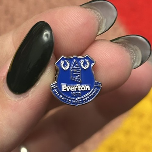 Everton official blue and - everton,